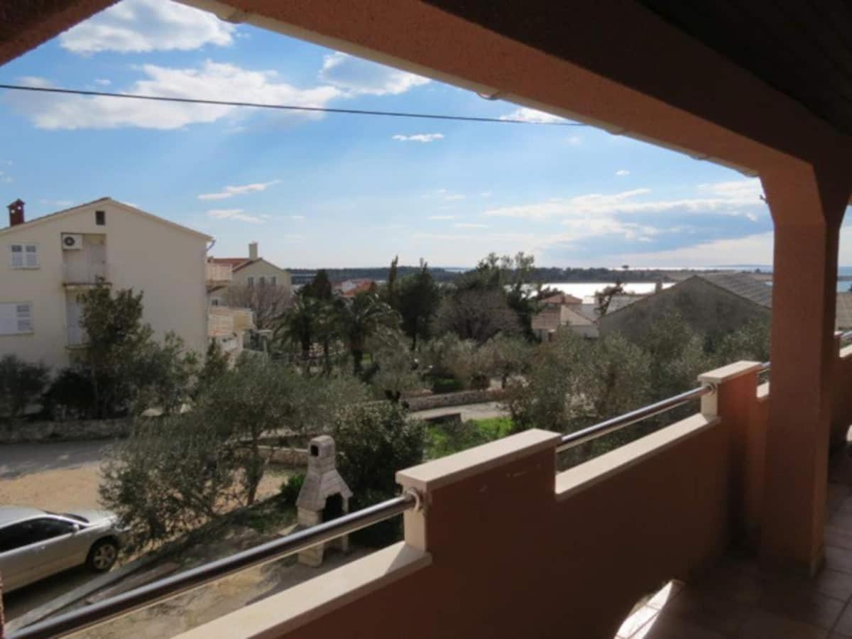 Apartment Avada Novalja Bagian luar foto