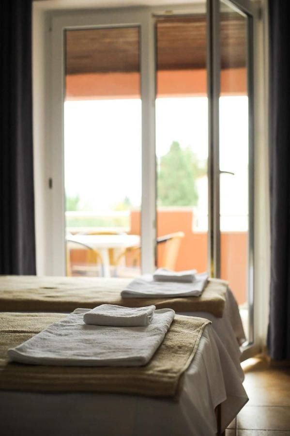 Apartment Avada Novalja Bagian luar foto