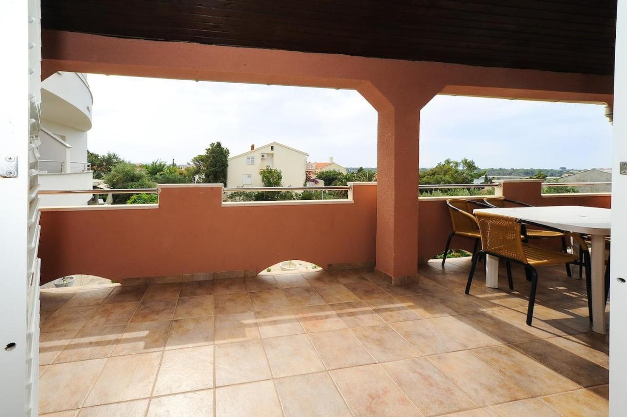 Apartment Avada Novalja Bagian luar foto