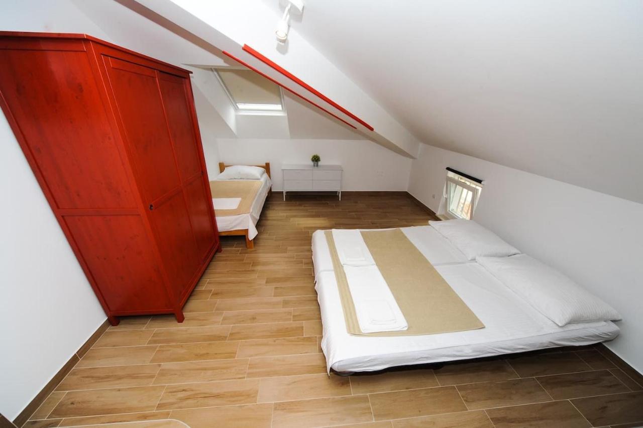 Apartment Avada Novalja Bagian luar foto